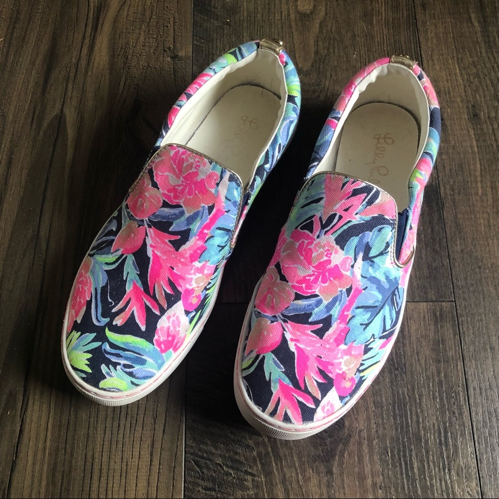 Lilly Pulitzer Julie Sneakers Slip On 9 Floral Tropics
